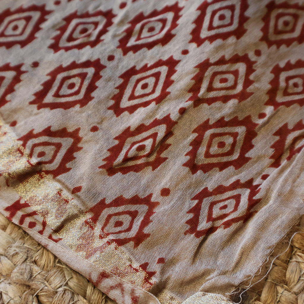 Pure Chanderi Silk Saree with Elegant blue  Prints and Zari Border – 100% Handloom.