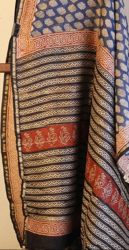 Pure Chanderi Silk Saree with Elegant blue  Prints and Zari Border – 100% Handloom.