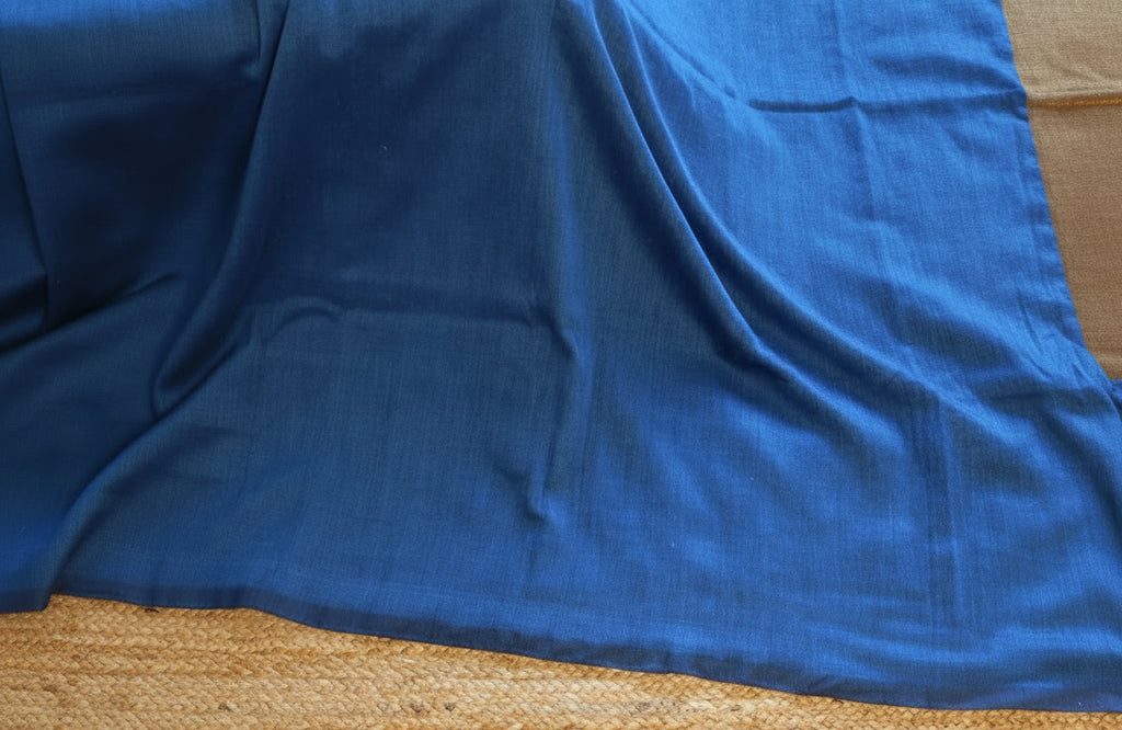 Cotton Handwoven Saree with with Zari Pallu and Tassels . Light weight easy to drape. Comfortable all day.