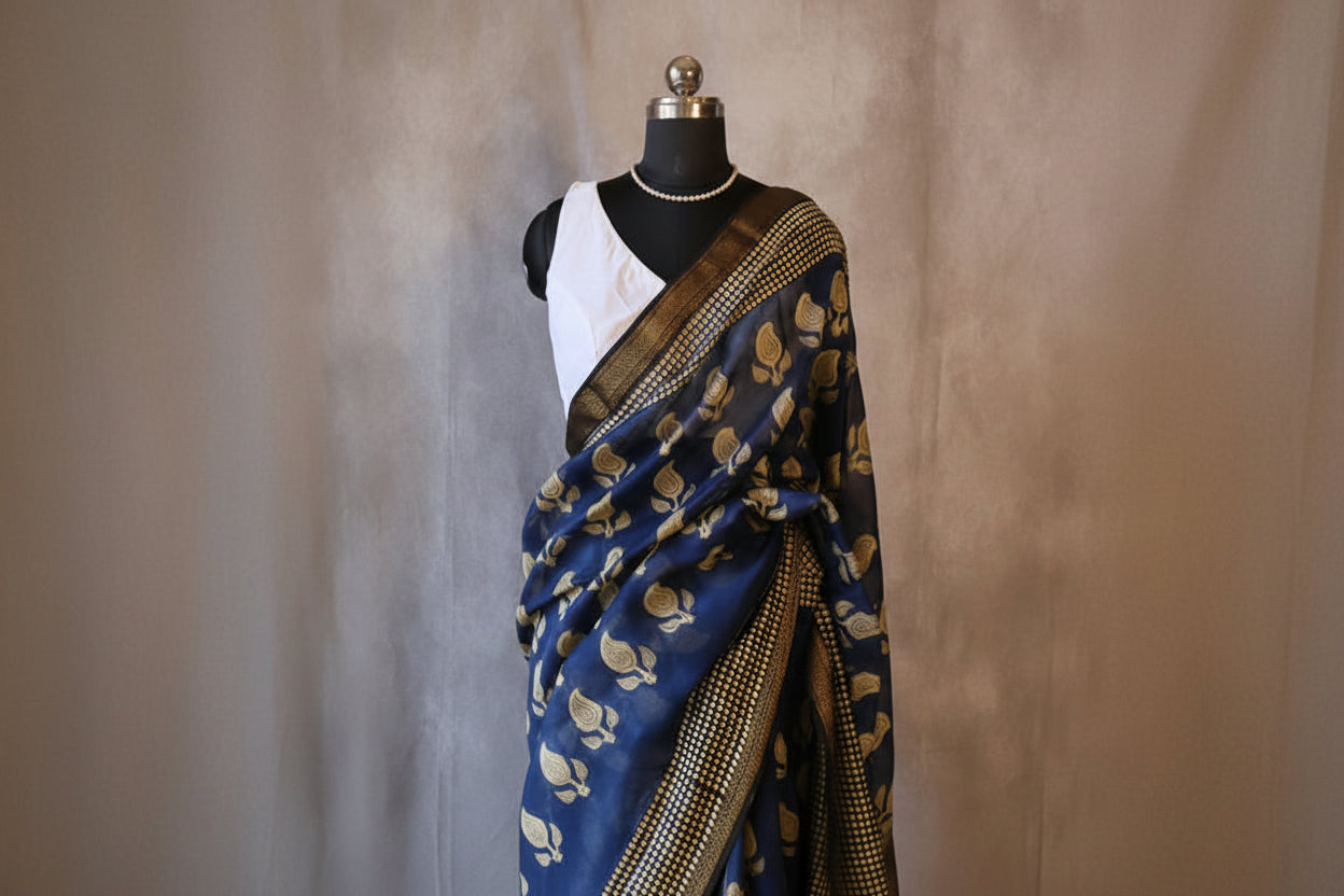 Navy Blue and White Maheshwari Handloom Saree with White design and Silk Zari – 80% Silk, 20% Cotton (Cotton Silk).