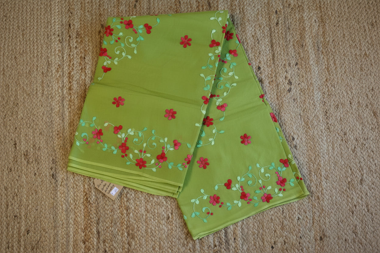 Handloom Saree from Bengal with hand-Embroidered Pure Cotton Saree