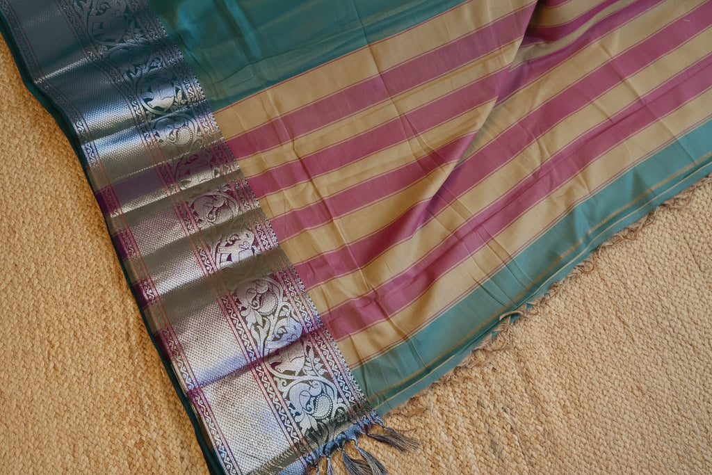Narayanapet Cotton Handloom Sarees with blouse. Light weight easy to drape. Comfortable all day .