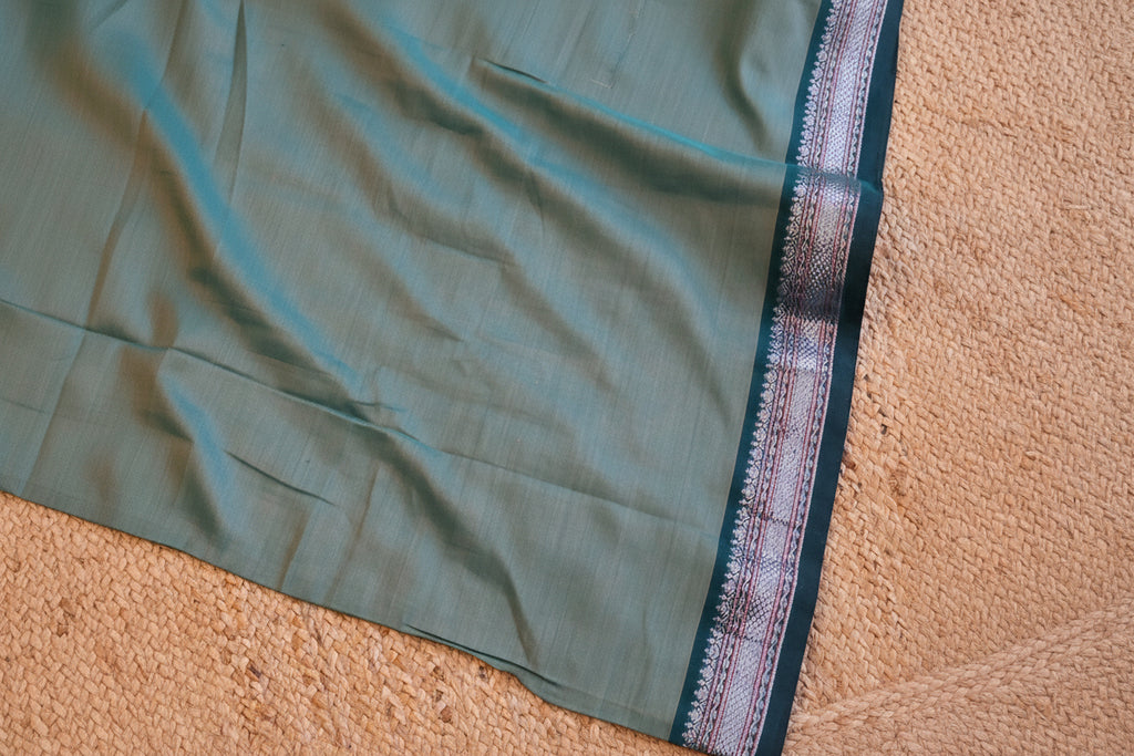 Narayanapet Cotton Handloom Sarees with blouse. Light weight easy to drape. Comfortable all day .