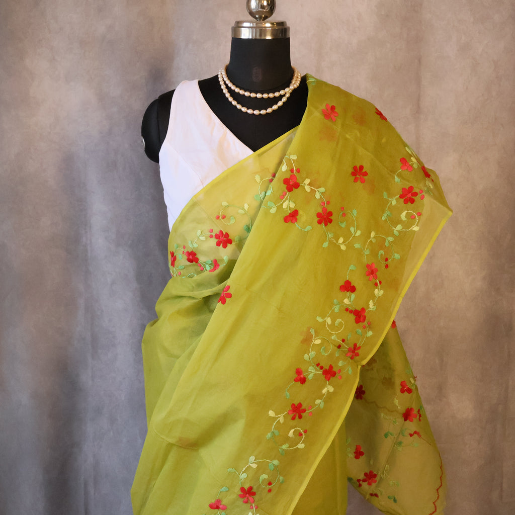 Handloom Saree from Bengal with hand-Embroidered Pure Cotton Saree