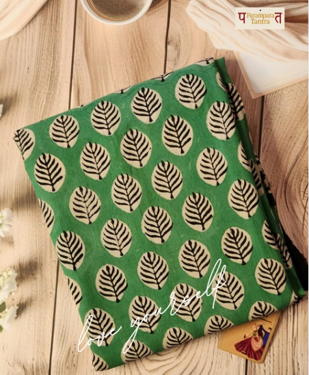 Mulmul pure cotton Sarees block print with blouse. Lightweight, easy to drape . Comfortable all day .