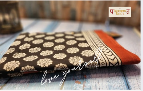 Mulmul pure cotton Sarees block print with blouse. Lightweight, easy to drape . Comfortable all day .