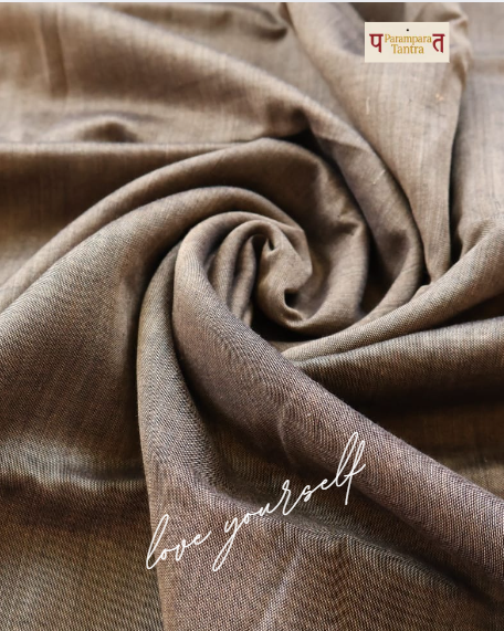 Narayanapet Cotton Handloom Sarees with blouse. Light weight easy to drape. Comfortable all day .