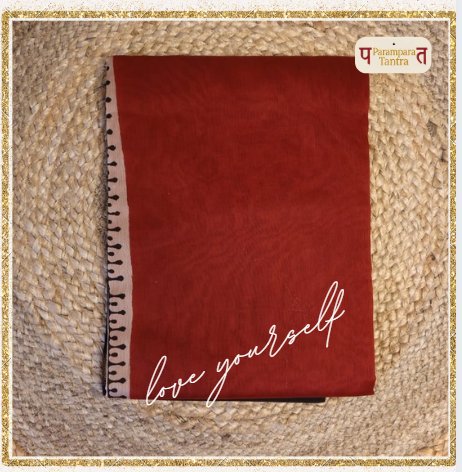 Maheshwari Handloom Silk Saree with blouse – 100% Pure Silk. Lightweight, easy to drape . Comfortable all day .