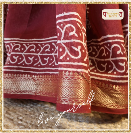 Maheshwari Handloom Silk Saree with blouse– 100% Pure Silk. Lightweight, easy to drape . Comfortable all day .