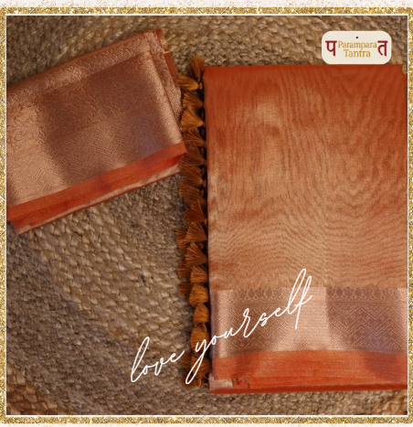 Banarasi Organza Saree with Zari with blouse: Easy to drape and comfortable to wear.