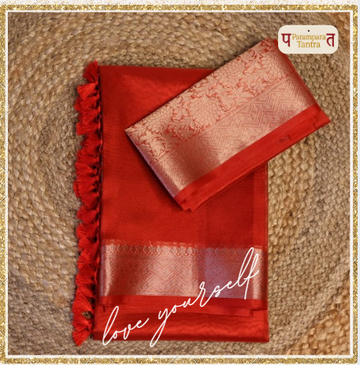 Banarasi Organza Saree with Zari with blouse: Easy to drape and comfortable to wear.