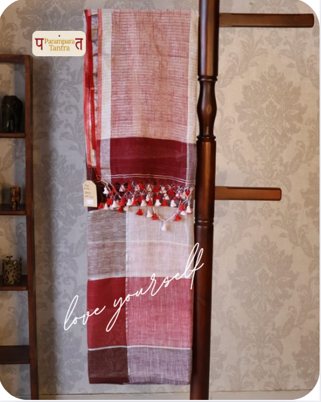 Pure Linen check Saree with blouse – Elegant, Professional & Handwoven. Light weight easy to drape. Comfortable all day .