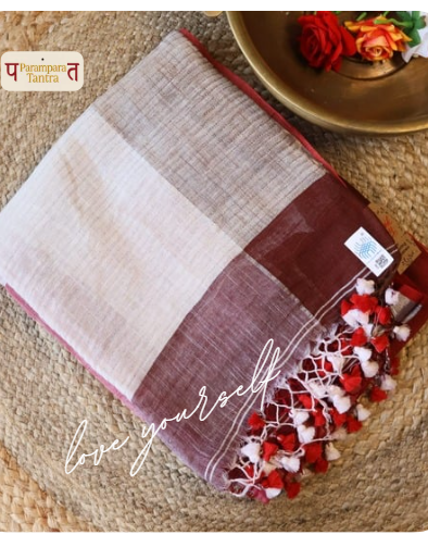 Pure Linen check Saree with blouse – Elegant, Professional & Handwoven. Light weight easy to drape. Comfortable all day .