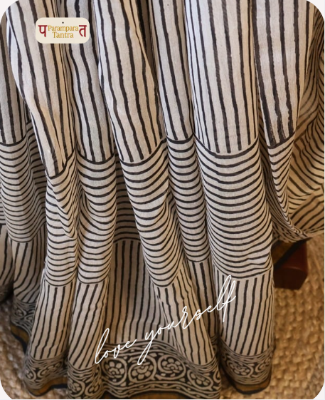 Authentic Chanderi handloom Silk Saree with blouse–  Lightweight, comfortable all day. Easy to drape.