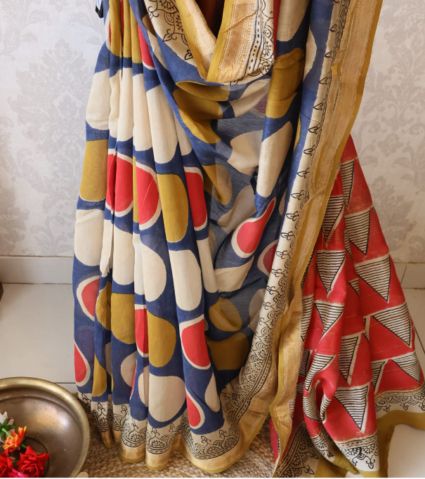 Maheshwari Handloom Silk Saree with blouse– 100% Pure Silk. Lightweight, easy to drape . Comfortable all day .