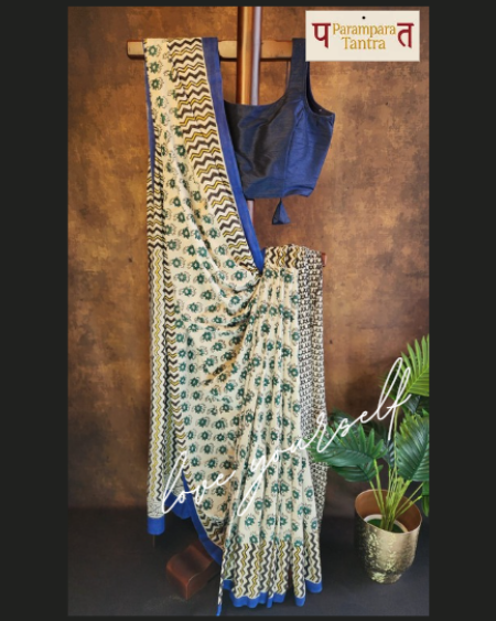 Mulmul pure cotton Sarees block print with blouse. Lightweight, easy to drape . Comfortable all day .