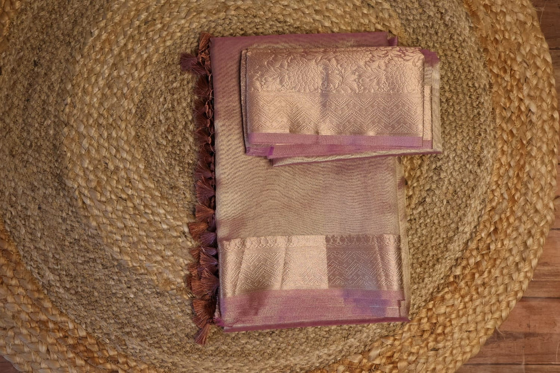 Banarasi Organza Saree with Zari with blouse: Easy to drape and comfortable to wear.