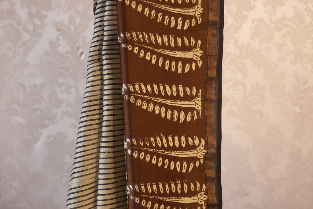 Off White Chanderi Silk Saree with Elegant White Prints and Zari Border – 100% Handloom silk | Blouse Piece Included