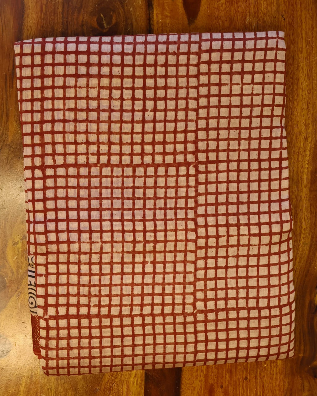 Classy Maheshwari Handloom Cream Saree with Brick red Cheques  and Silk Zari – 80% Silk, 20% Cotton (Cotton Silk) – Comes with Matching Blouse Piece