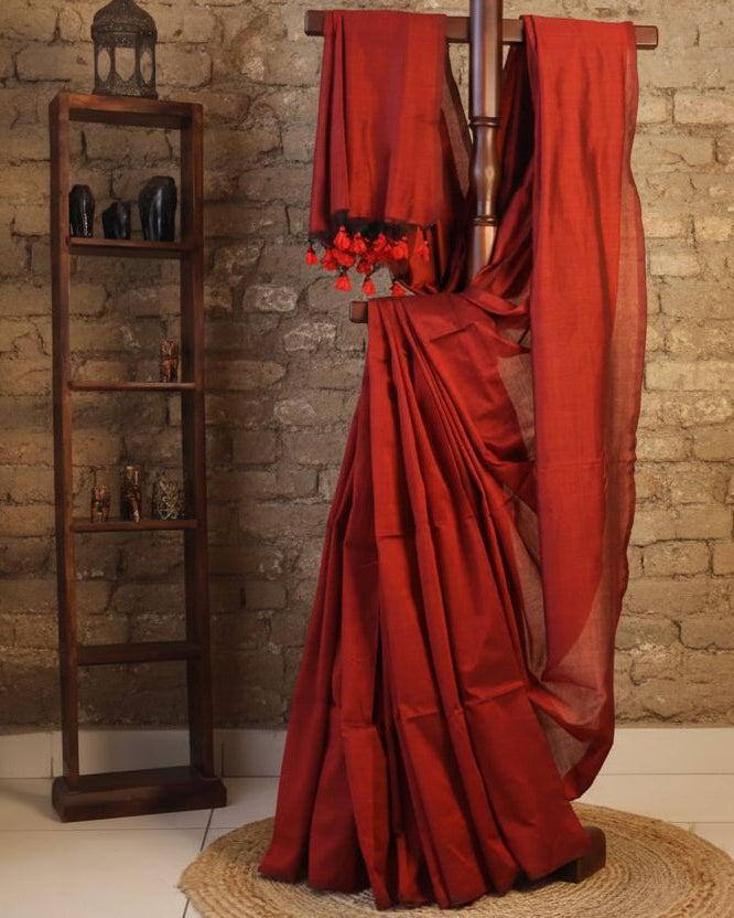 Formal Sarees with blouse & blend of fabric is 70% cotton, 30% acrylic. Light weight easy to drape. Comfortable all day .