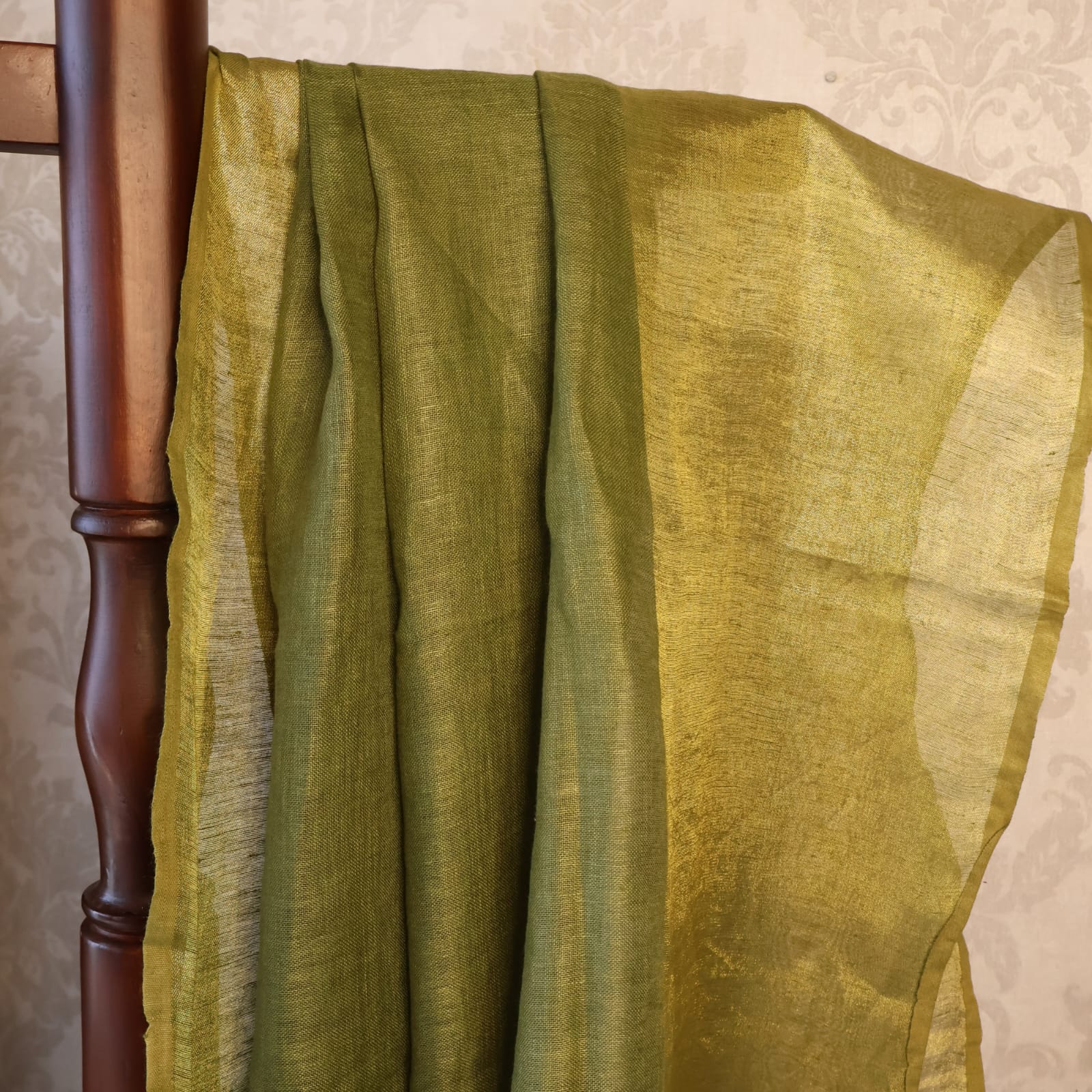 Pure Linen  Saree with blouse – Elegant, Professional & Handwoven. Light weight easy to drape. Comfortable all day .