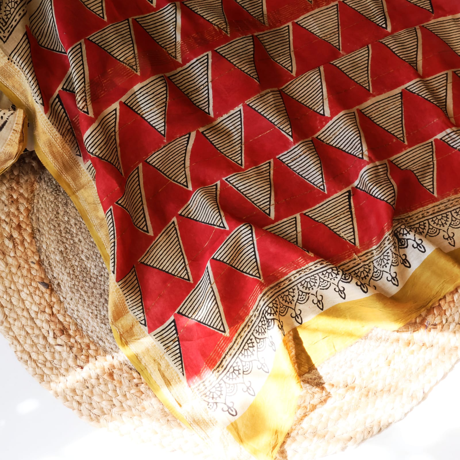 Maheshwari Handloom Silk Saree with blouse– 100% Pure Silk. Lightweight, easy to drape . Comfortable all day .