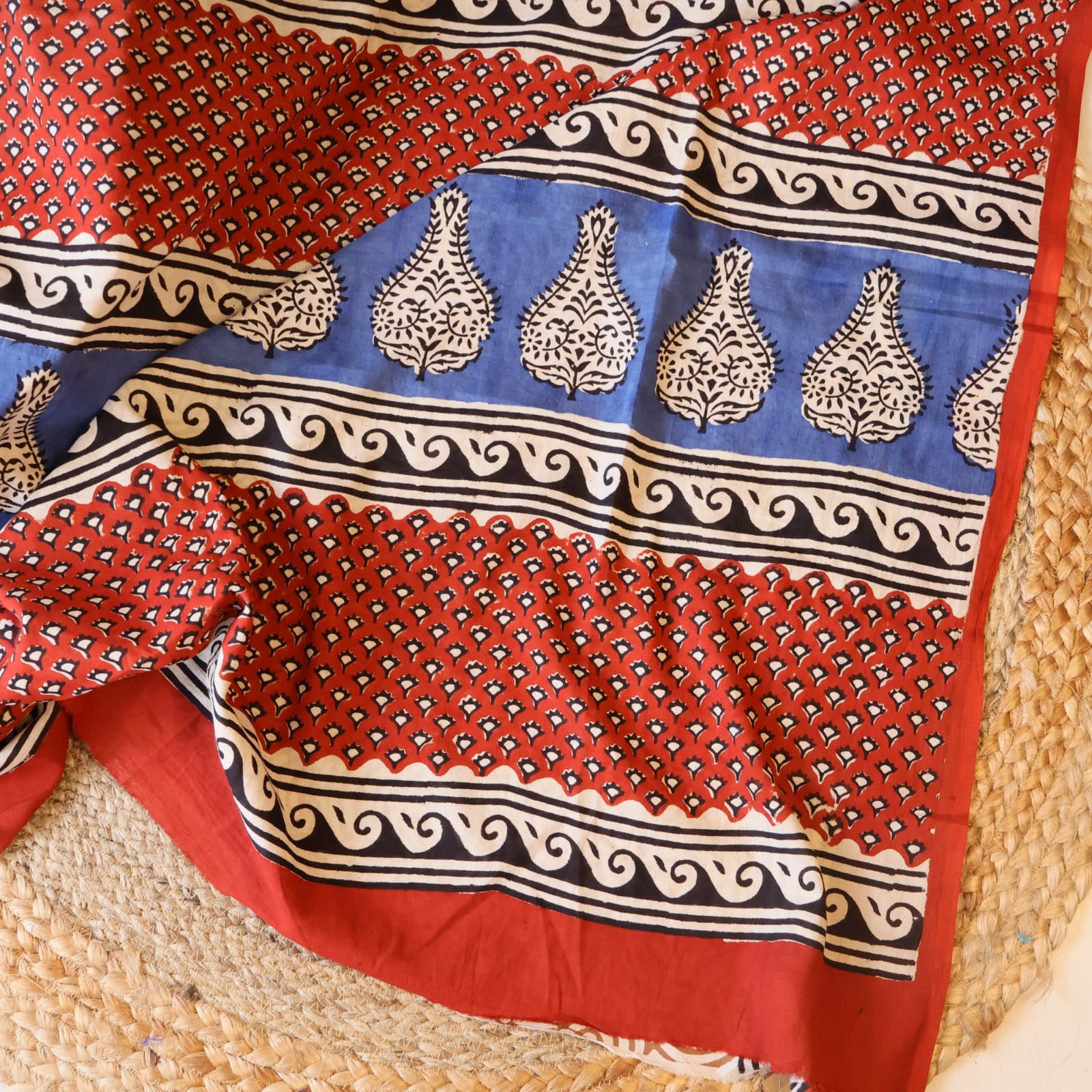 Mulmul pure cotton Sarees block print with blouse. Lightweight, easy to drape . Comfortable all day .