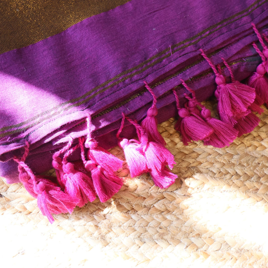 Cotton Handwoven Saree with with Zari Pallu and Tassels . Light weight easy to drape. Comfortable all day.
