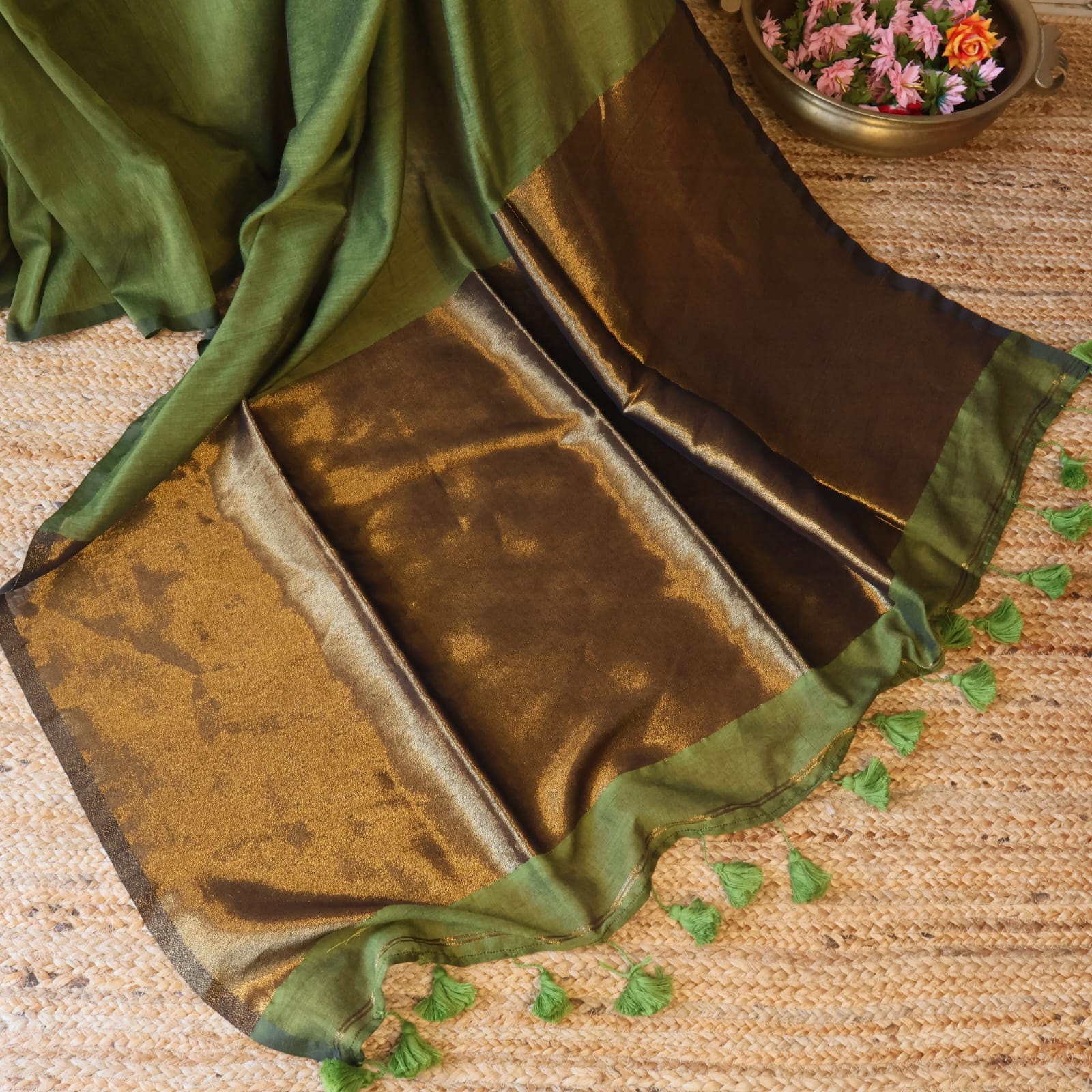 Cotton Handwoven Saree with with Zari Pallu and Tassels . Light weight easy to drape. Comfortable all day.