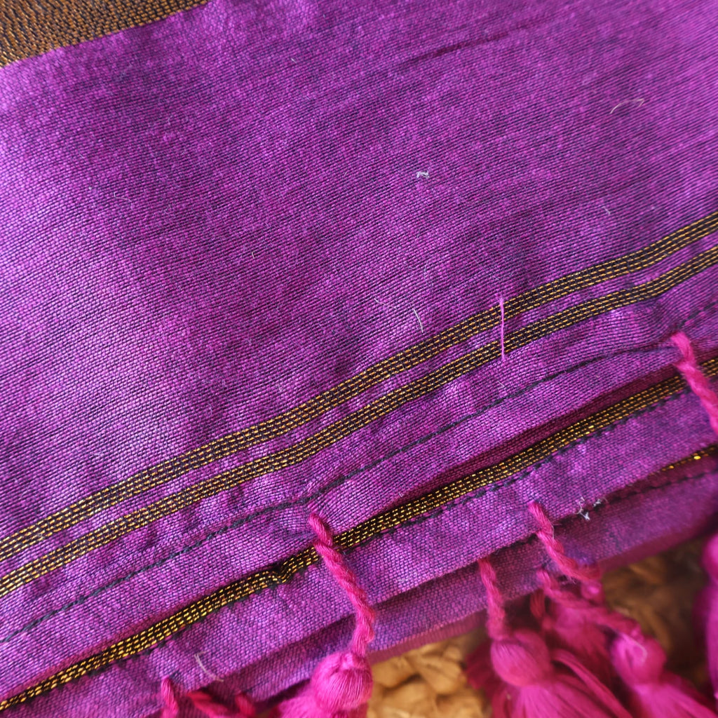 Cotton Handwoven Saree with with Zari Pallu and Tassels . Light weight easy to drape. Comfortable all day.