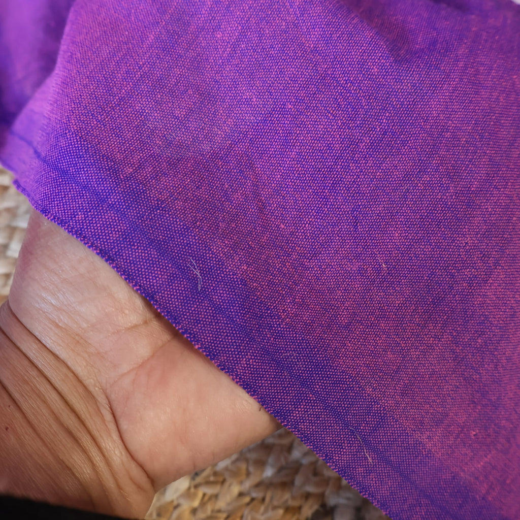Cotton Handwoven Saree with with Zari Pallu and Tassels . Light weight easy to drape. Comfortable all day.