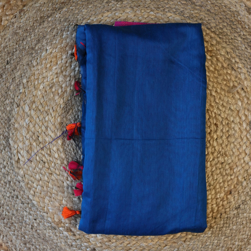 Handwoven Saree with Pure Zari cotton raw silk blend with blouse. Light weight easy to drape. Comfortable all day .