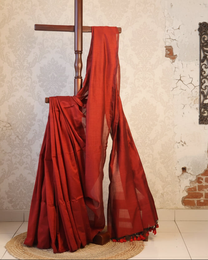 Formal Sarees with blouse & blend of fabric is 70% cotton, 30% acrylic. Light weight easy to drape. Comfortable all day .
