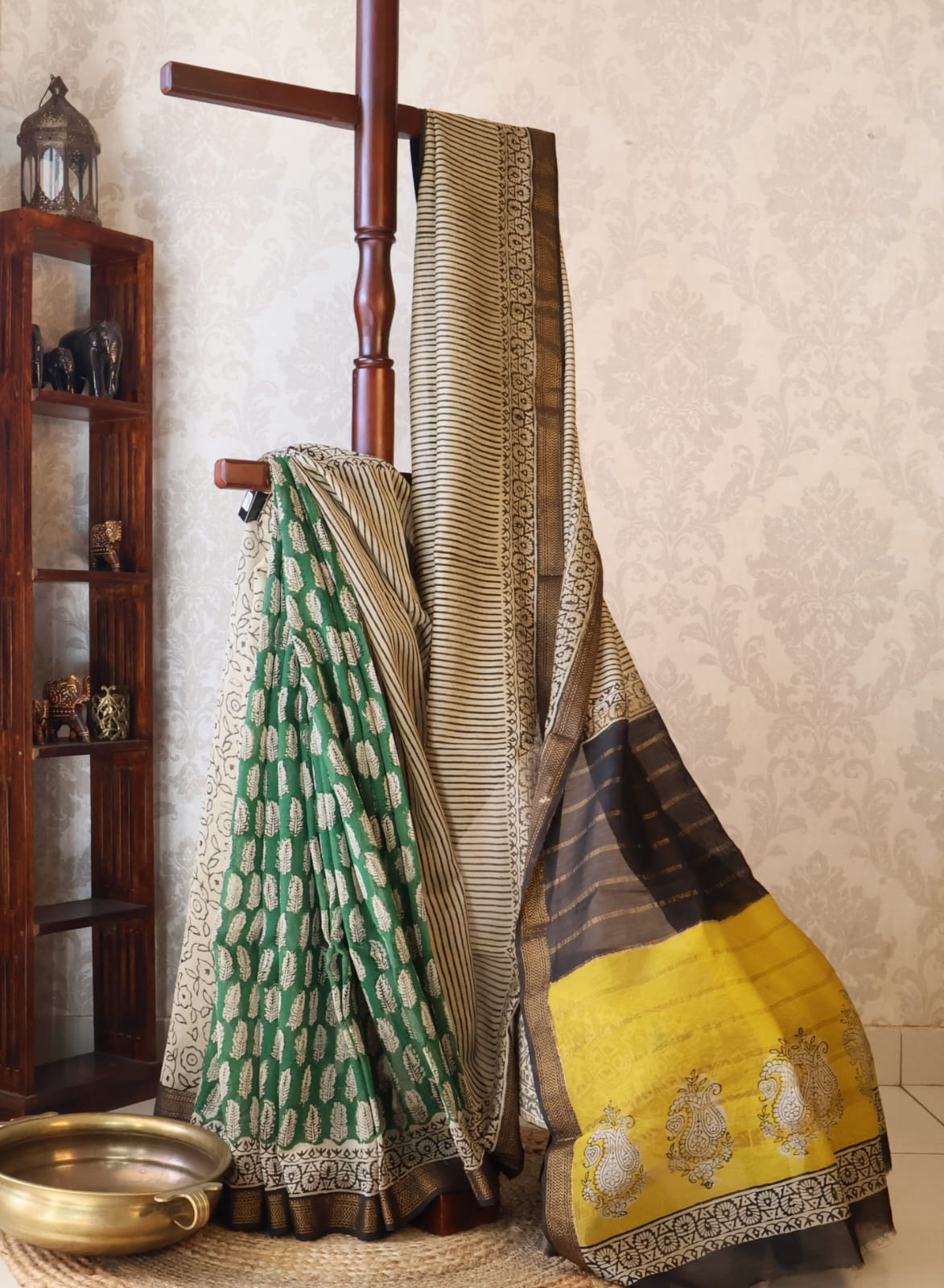 Maheshwari Handloom Cotton Silk Saree with blouse – Cotton 20% Silk 80%Lightweight and comfortable, easy to drape . Comfortable all day .