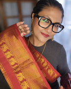 Narayanapet Cotton Handloom Sarees with blouse. Light weight easy to drape. Comfortable all day.