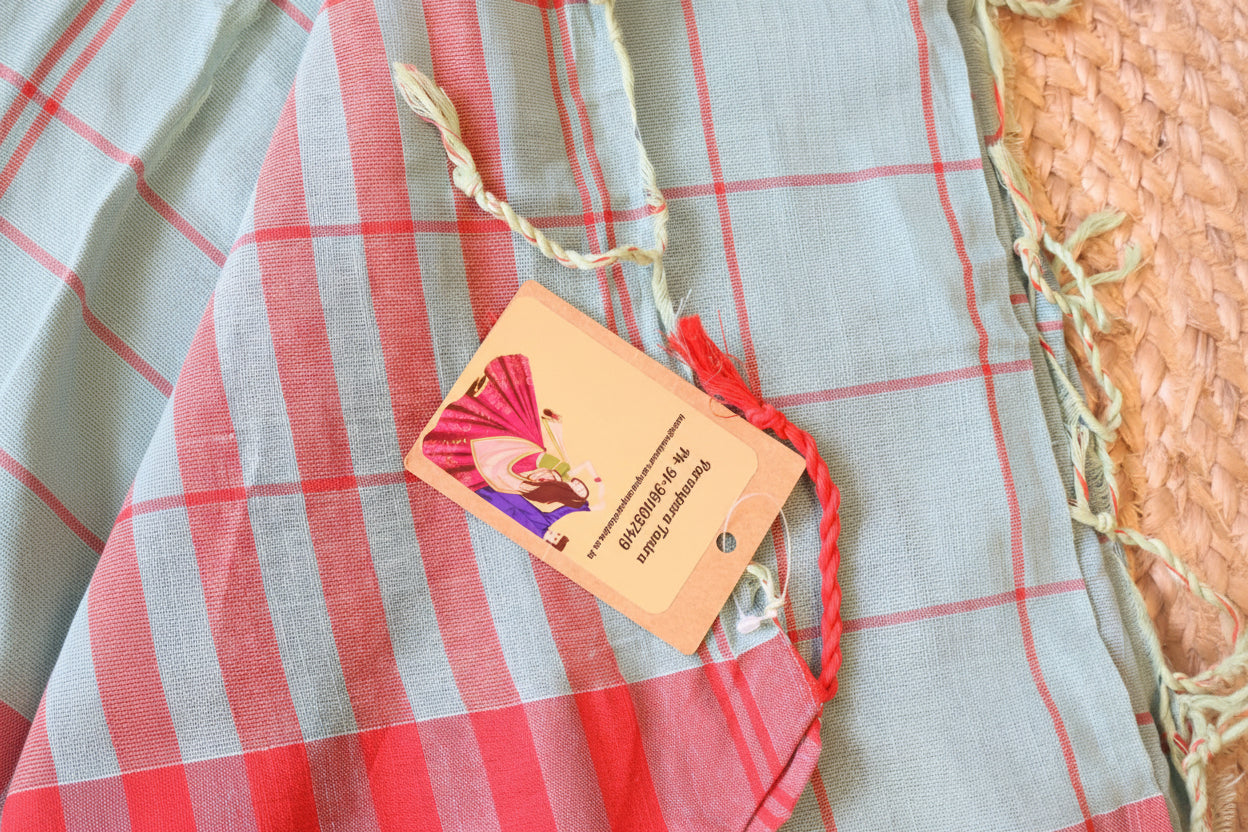 Pure Khadi cotton Saree with blouse – Elegant, Professional & Handwoven, Light weight easy to drape. Comfortable all day .