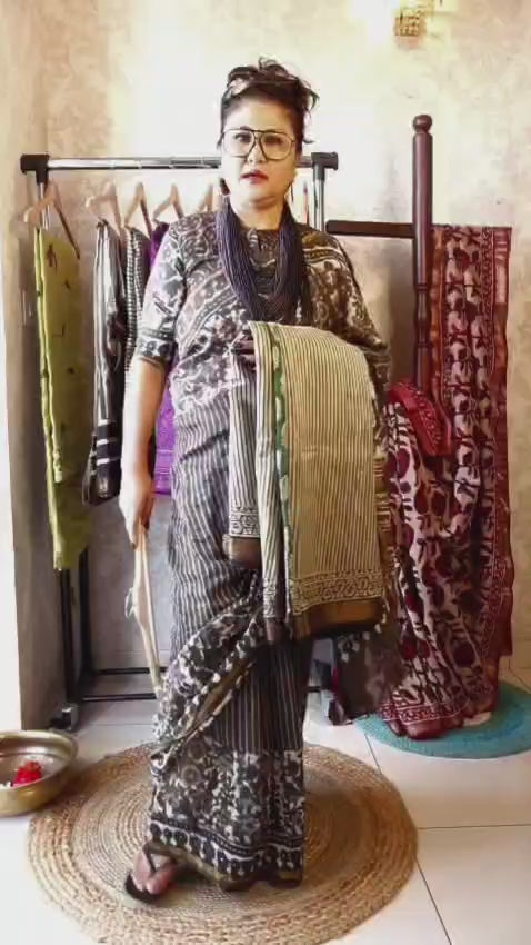 Magnificent off White/ Green/ Yellow  Maheshwari Handloom Saree with Silk Zari – 80% Silk, 20% Cotton (Cotton Silk) – Comes with Matching Blouse Piece.