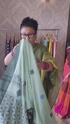 Pure Khadi Jamdani cotton Saree with blouse – Elegant, Professional & Handwoven, Light weight easy to drape. Comfortable all day .